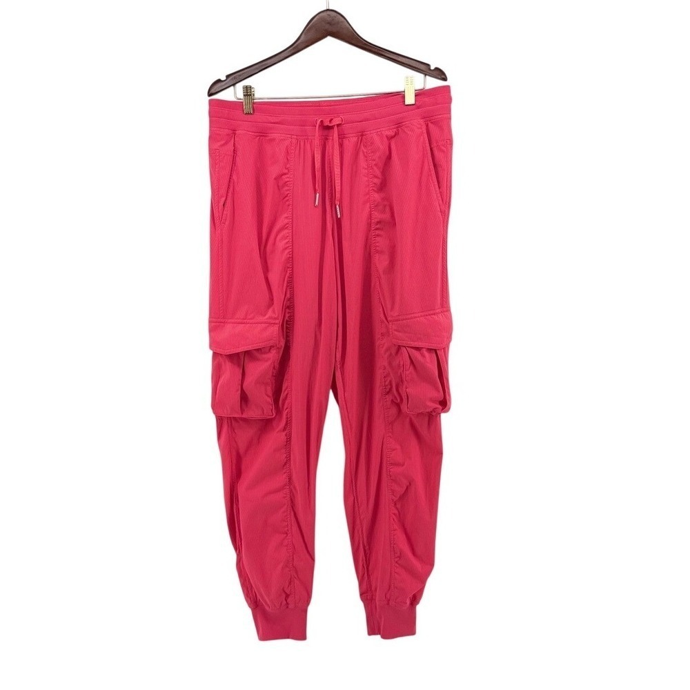 Lululemon Beyond the Studio Cargo Jogger Lip Gloss Pink Size L Yoga Bright